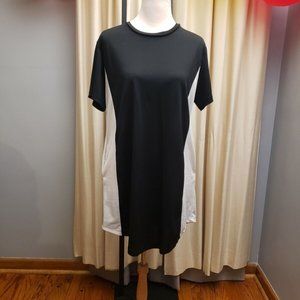 FOREVER 21 Size Medium Black/White Colorblock Short Tunic Dress w/ Pockets